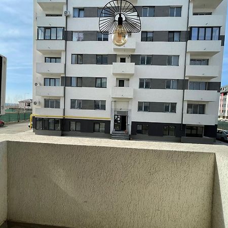 Golden Shades Appartement Chiajna Buitenkant foto